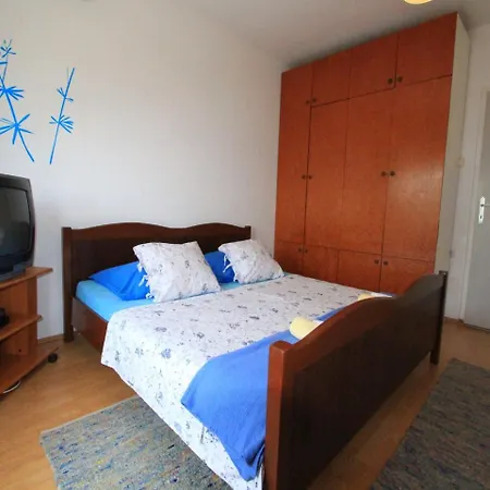 Slavek Apartment *