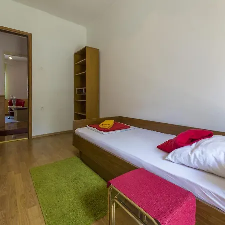 Apartment Slavek *